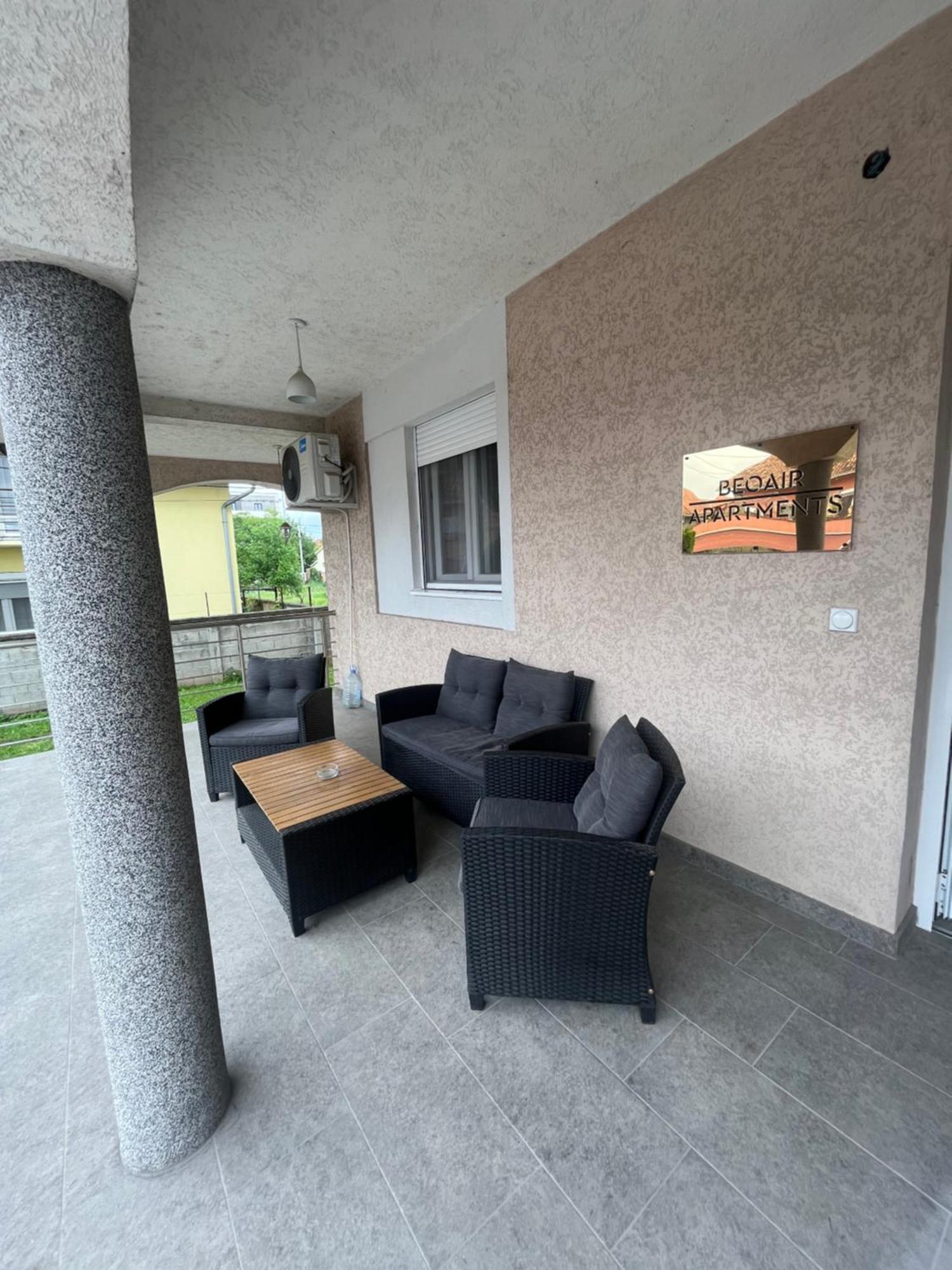 Beoair Apartments Surčin Buitenkant foto